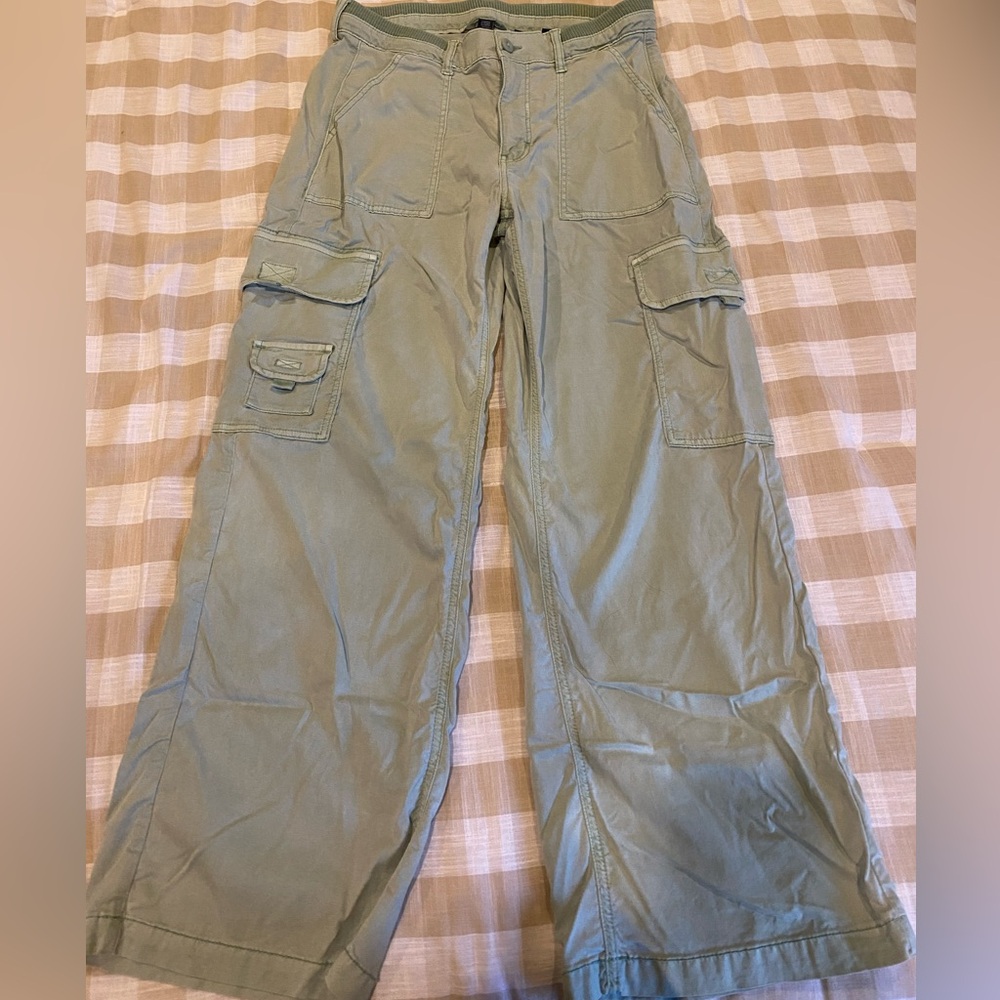 American Eagle Cargo Pants